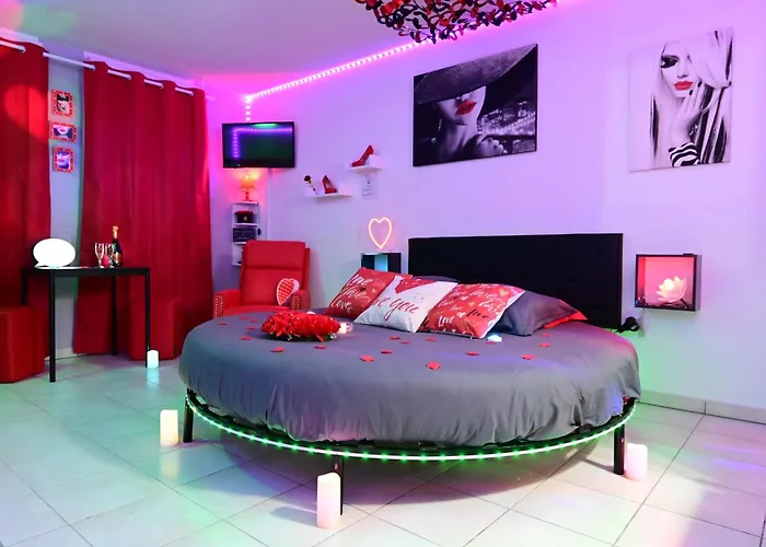 Love Room A Deux Pas De L\'Ocean Avec Hammam, Sauna Et Bain A 2 :-)