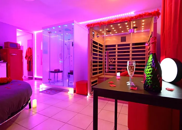 Love Room A Deux Pas De L\'Ocean Avec Hammam, Sauna Et Bain A 2 :-)